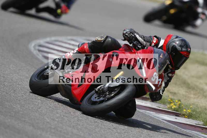 /21 17.06.2026  Ducati Schweiz Track Warmup ADR/Gruppe gelb/911